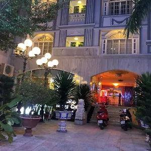 Hoang Quan Hotel